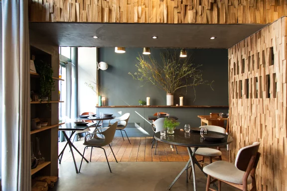 La salle de restaurant.