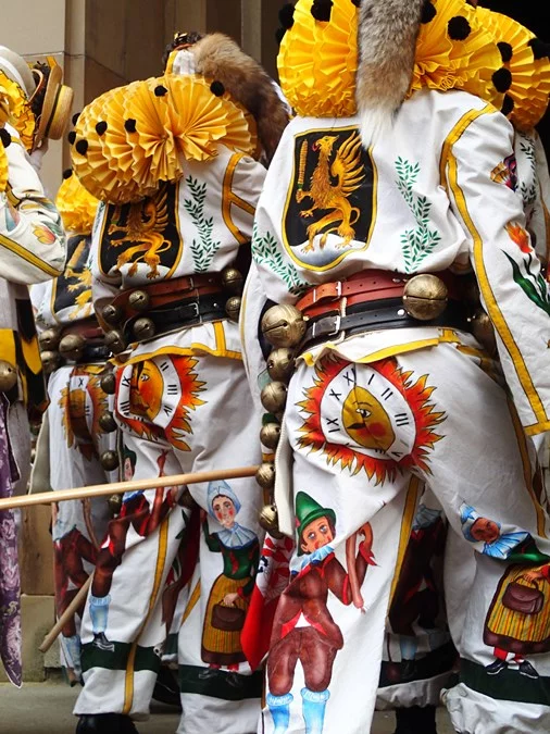 Chaque motif du costume a sa signification.