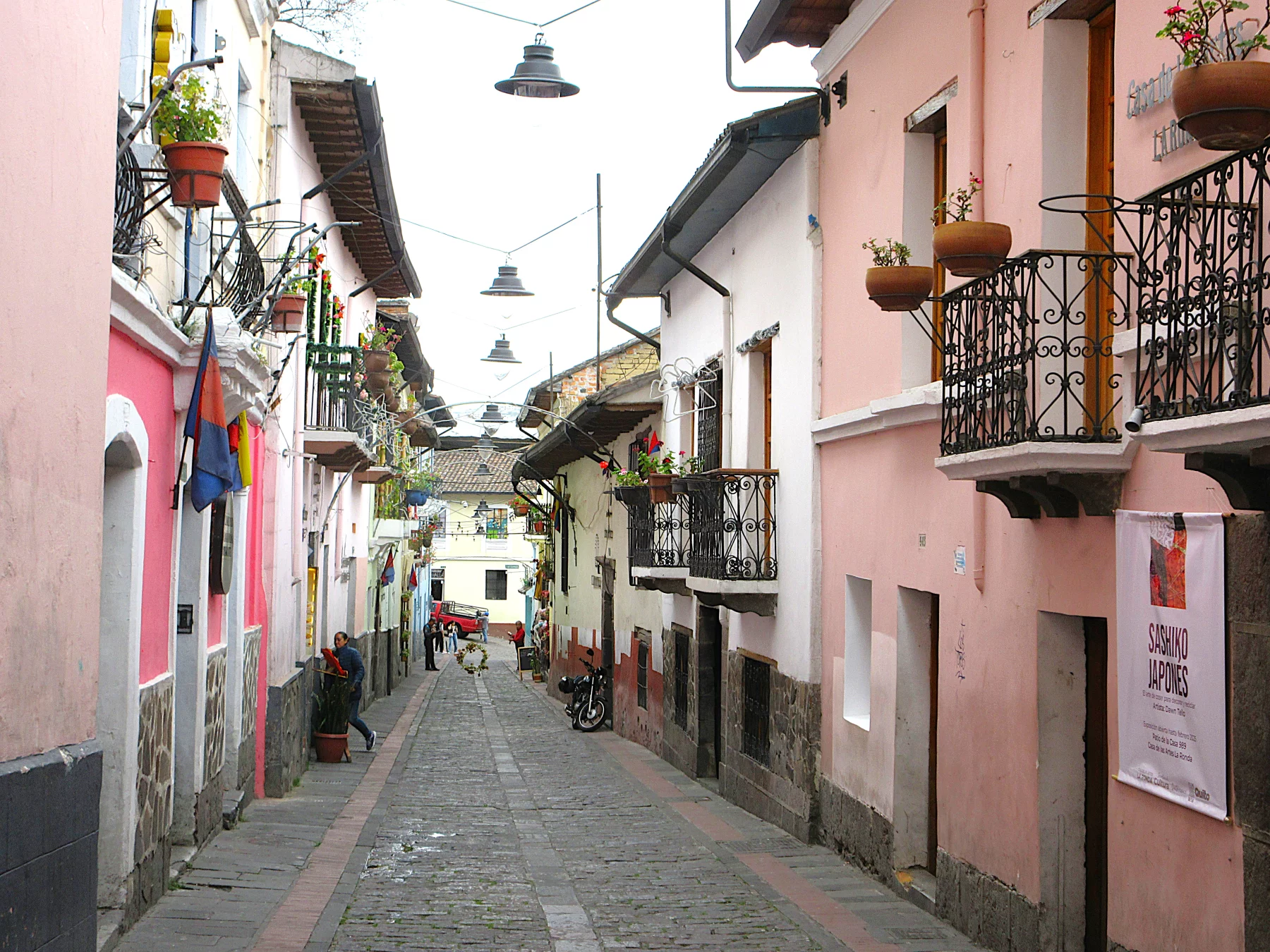 La Calle de La Ronda, rue emblématique du Quito colonial