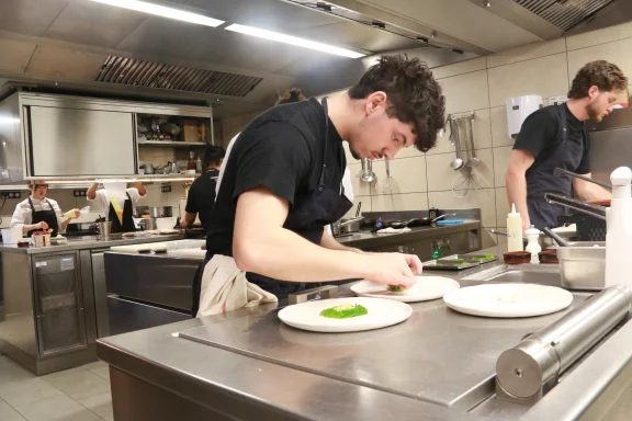 Préparation des plats.