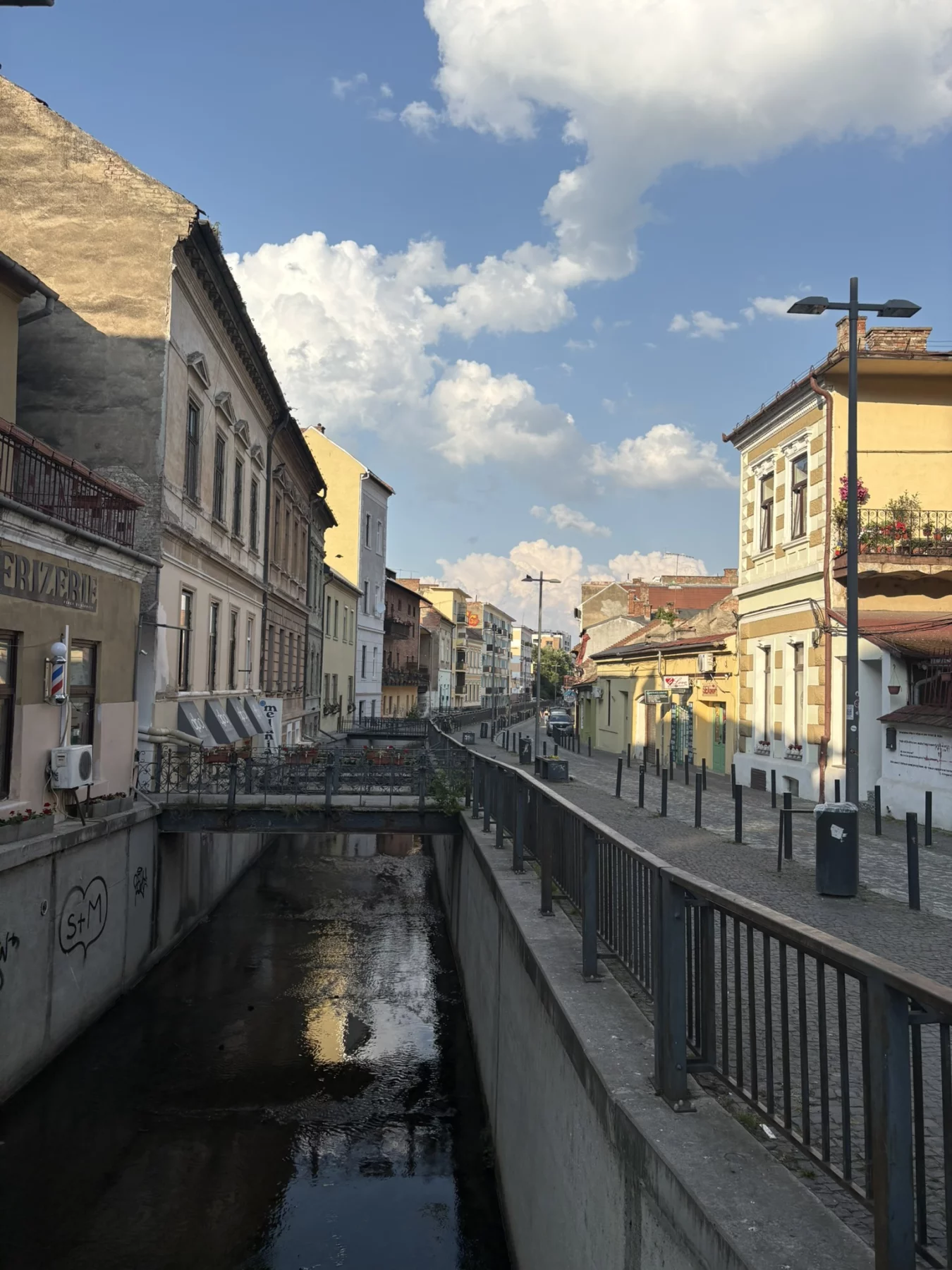 Le canal de Morii dans la Vieille Ville date de 1558. 