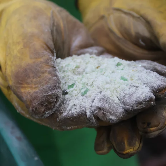 Le verre broyé est utilisé dans les matériaux de construction.