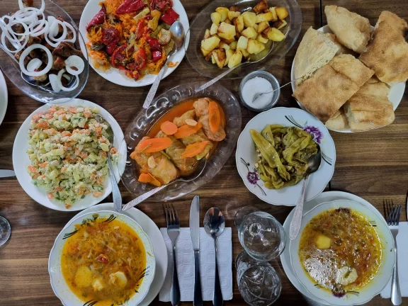 La cuisine géorgienne est une cuisine de partage.