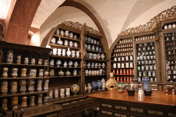 Dans le musée de la pharmacie au château de Heidelberg.