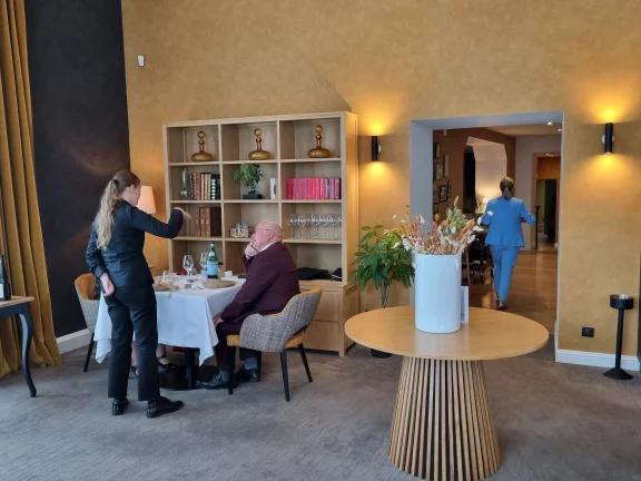 La salle aménagée dans l'ancien lavoir du village.