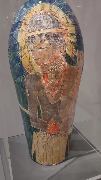 Dalava Duarte s'exprime aussi à travers des céramiques.