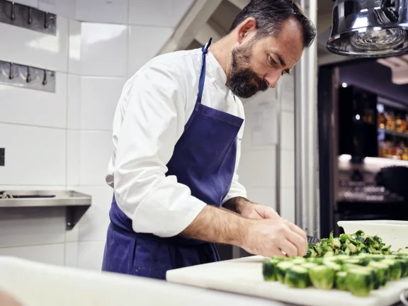 Le chef executif, Olivier Reverdy est le bras droit et le bras gauche de Mathieu Viannay. Ils travaillent ensemble depuis 2011. Photo Cherrystone.