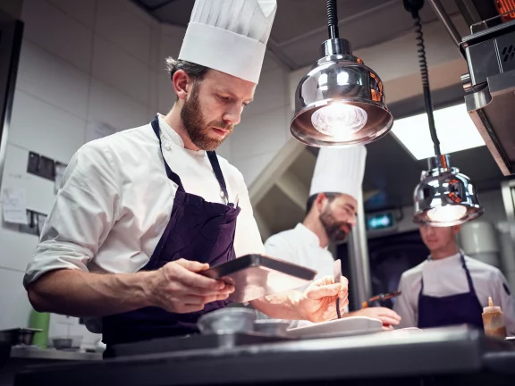 Antonin Roux, le second de cuisine est aussi vice-champion du monde du paté croûte. Photo Cherrystone.