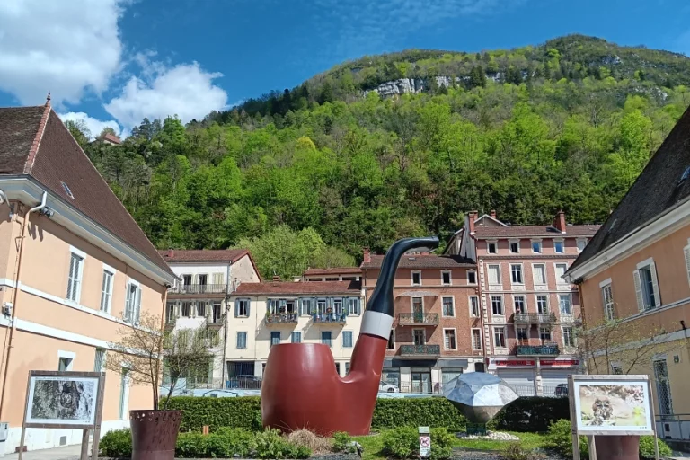 Saint-Claude: la pipe et le diamant