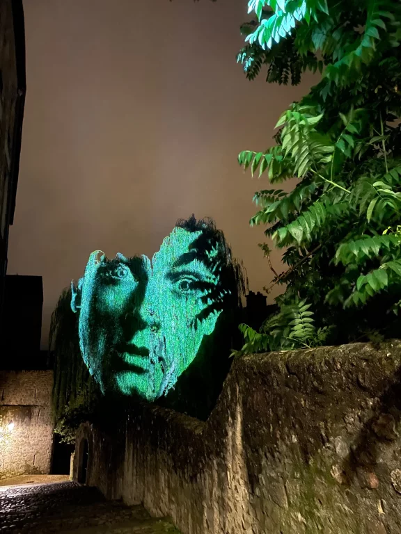 Balade remplie de mystères lors des Nuits des Chimères.
