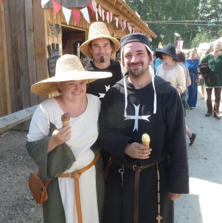 Beaucoup de visiteurs du Cave Gladium viennent en tenue