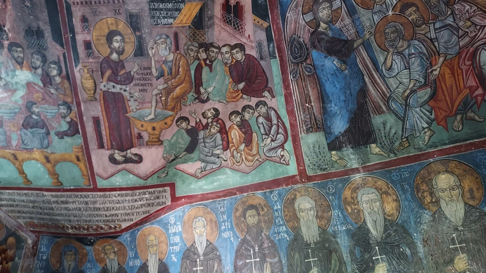 Avec leurs fresques du XIe siècle, les chapelles figurent sur la liste du patrimoine mondial de lUNESCO