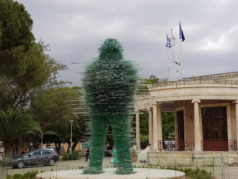 L'homme de verre à Nicosie