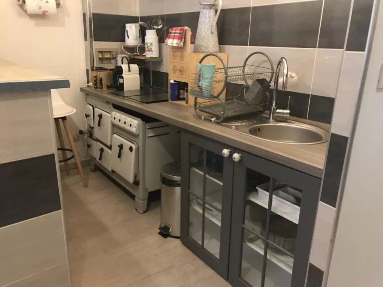 Les Bed in Shop sont aussi équipés d'une petite cuisine
