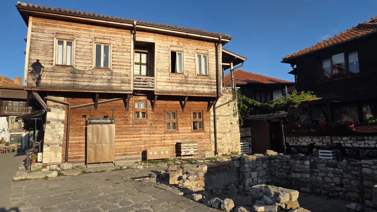 Maisons en bois à Nessebar.