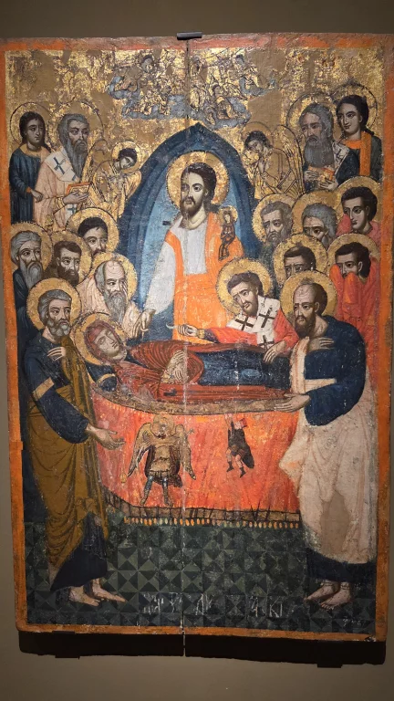Dormition de la Vierge peinte par Zograff Pavel en 1724. Les icones peints sur bois sont très populaire en Bulgarie. Celui ci est exposé au musée archéologique de Varna.