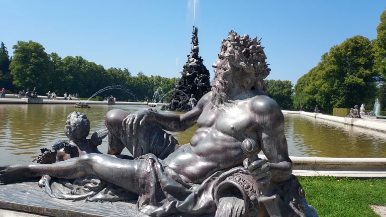 Dans le parc de Herrenchiemsee