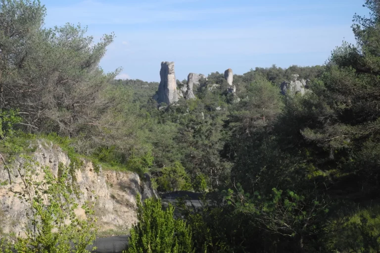 Cité de pierres à Montpellier-le-Vieux