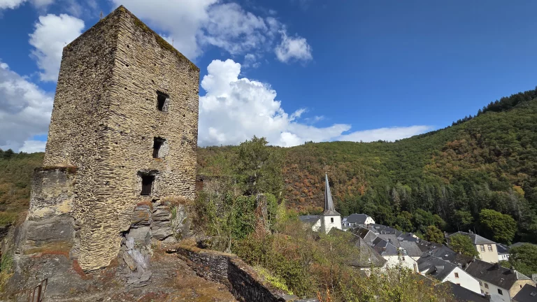 Le château d'Esch-sur-Sûre.