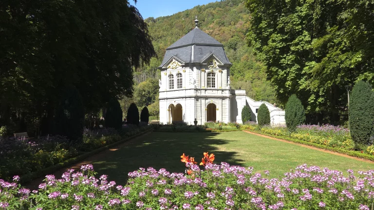 A Echternach, le pavillon rococo du parc municipal construit au XVIIIe siècle à l'arrière de l'abbaye.