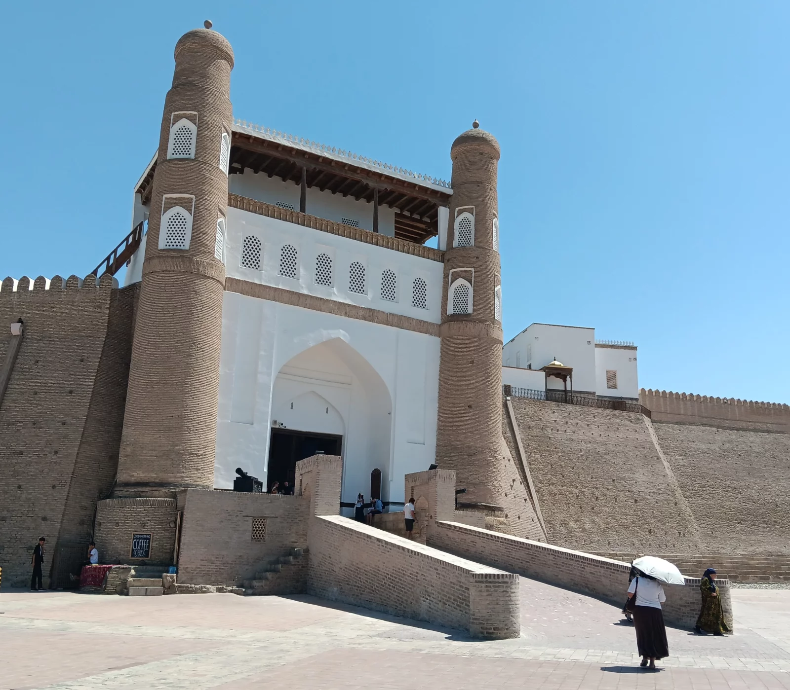 La forteresse d'Ark. Boukhara. Photo Claude Vautrin