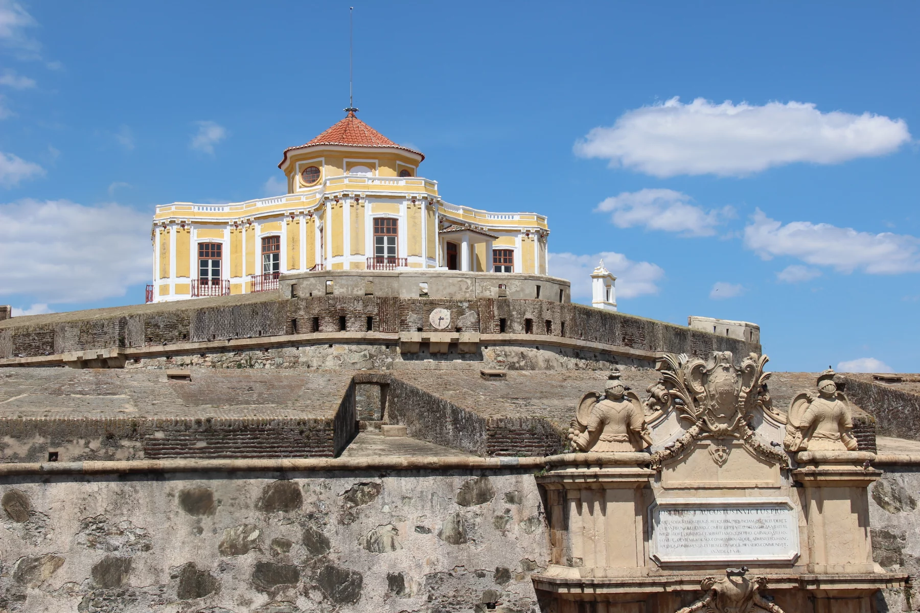Elvas. Fort Graça, la maison du gouverneur.