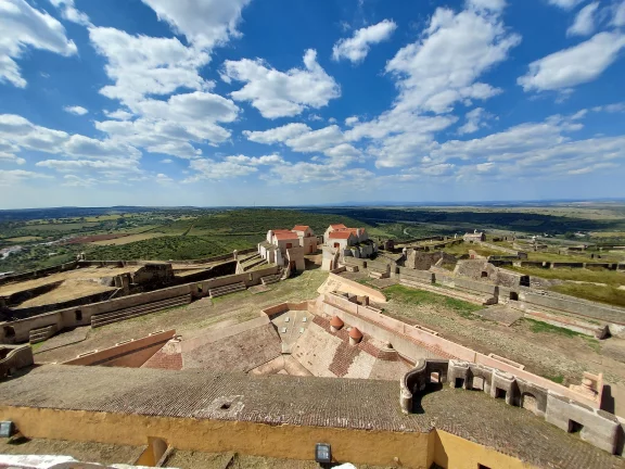 Elvas. Fort Graça, oeuvre d'art de l'architecture militaire du XVIIIe siècle.