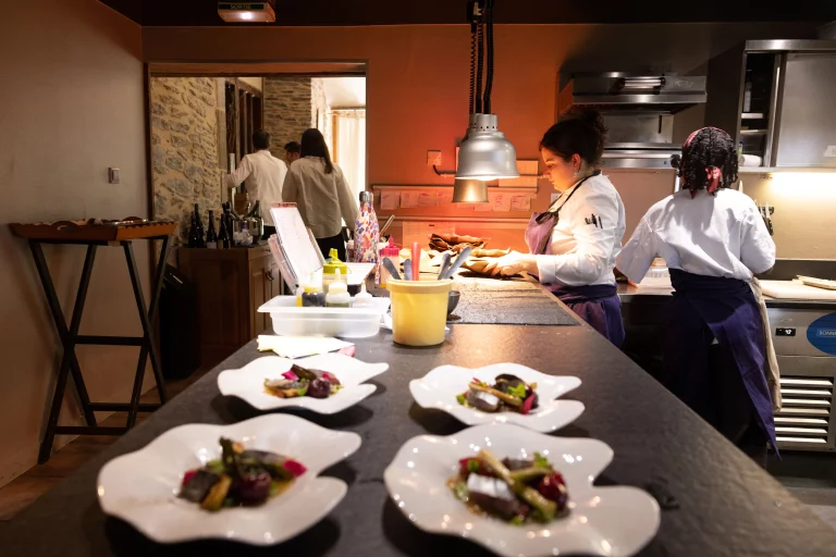 En cuisine avec Emilie.