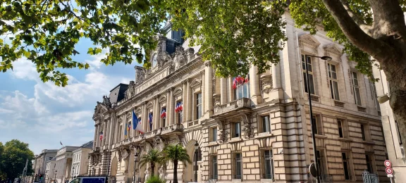 L'hôtel de ville de Tours.