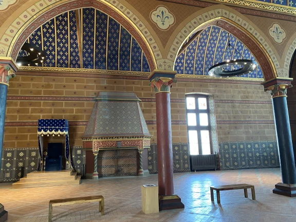 Blois. La salle des Etats où se tenaient les Etats généraux en 1576 et 1588, est la plus ancienne salle civile gothique de France.