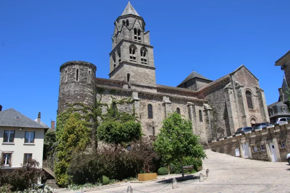 L'Eglise Saint-Pierre d'Uzerche.