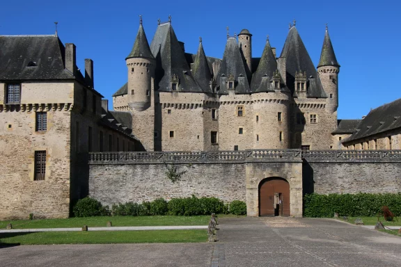 Le château de Jumilhac.