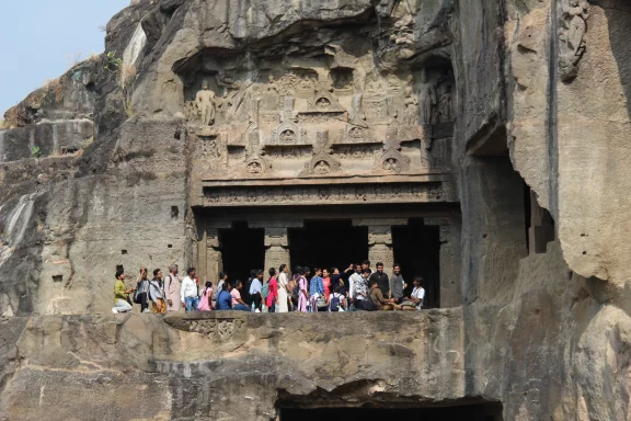 La plus belle grotte jaïne du site d'Ellora.