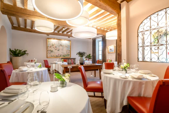 La salle du restaurant gasronomique.
