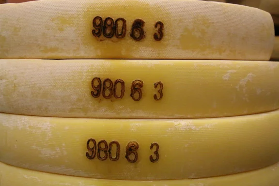 Au bout de 12 mois, chaque meule a été frottée environ 55 fois.