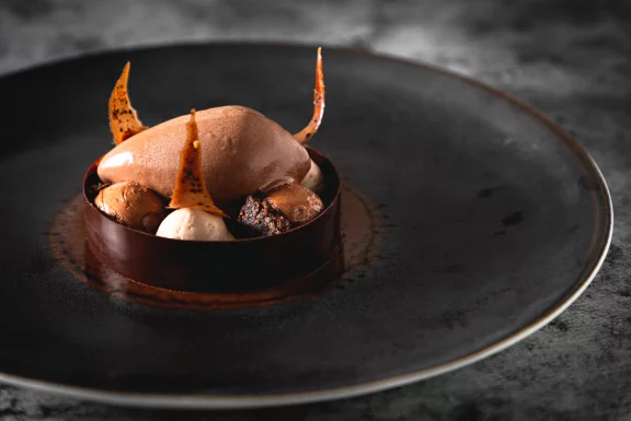 Le chocolat et la noisette.