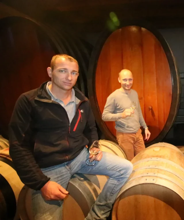 Catherine Faller avec ses deux fils Eddy et Théo.