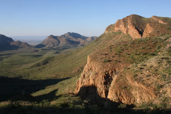 Les montagnes verdoyantes de Namibie.