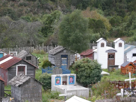 Cimetière de Huillinco, sur l'ïle grande de Chiloé