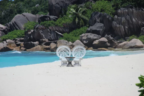 Se prendre pour Emmanuelle sur La Digue.