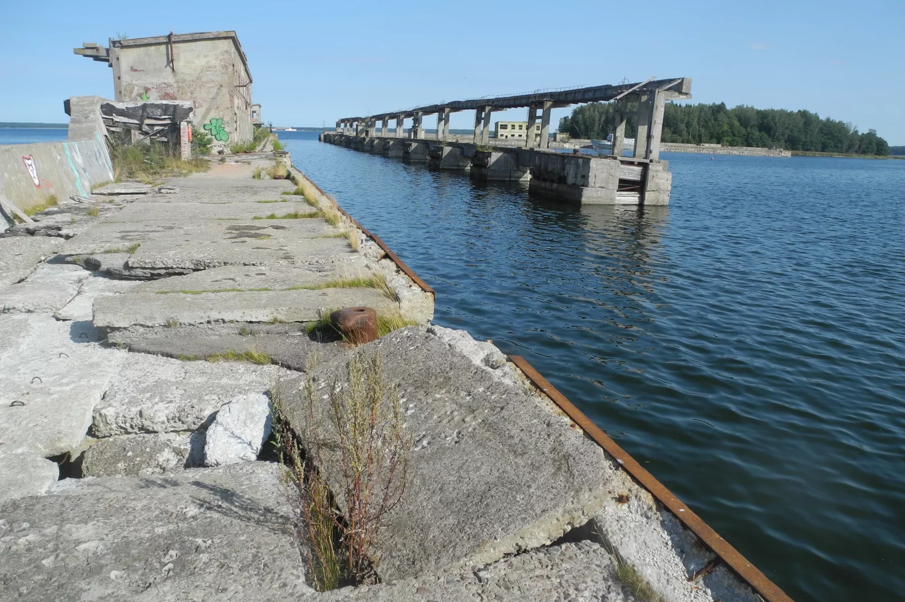 Ex base sous-marine soviétique de Tapurla en Estonie