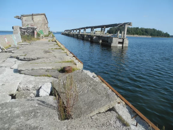 Ex base sous-marine soviétique de Tapurla en Estonie