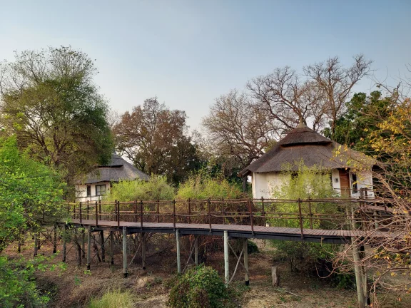 Les cabanes sur pilotis du Sanctuary Sussi & Chuma.