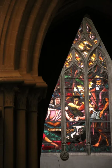 Les vitraux de la cathédrale.